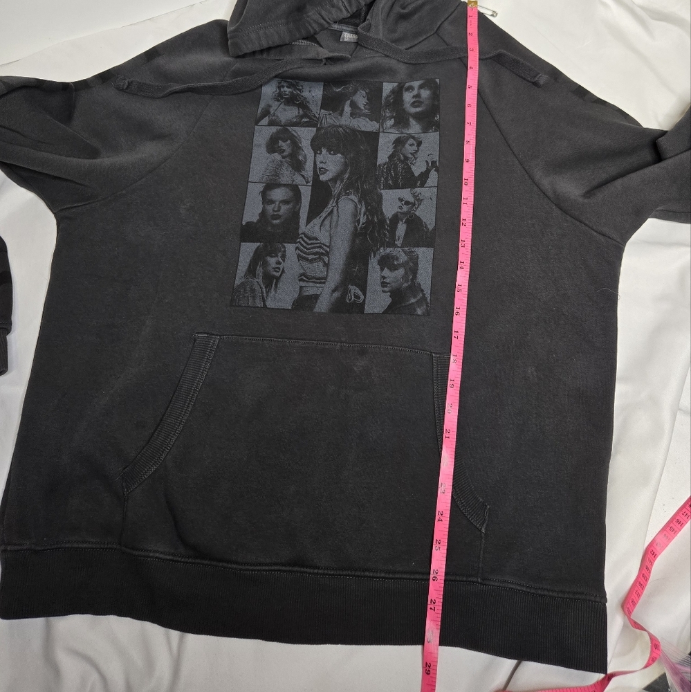 TAYLOR SWIFT The Eras Tour black charcoal oversized unisex hoodie sweatshirt L - Picture 10 of 11